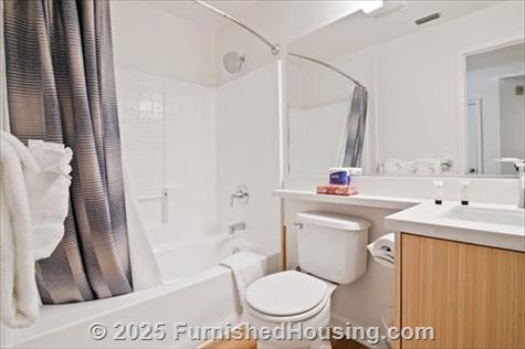 The Hamptons in Cupertino - Low-Rise - 19500 Pruneridge Avenue, Cupertino, CA  95014 - LG - 6487835