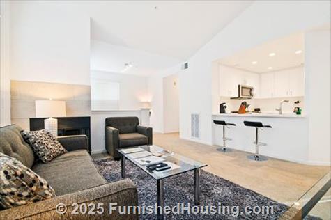 The Hamptons in Cupertino - Low-Rise - 19500 Pruneridge Avenue, Cupertino, CA  95014 - LG - 6487849