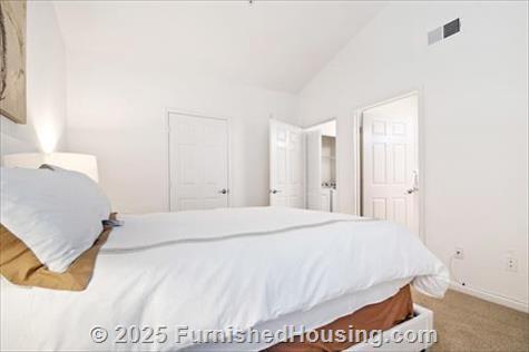 The Hamptons in Cupertino - Low-Rise - 19500 Pruneridge Avenue, Cupertino, CA  95014 - LG - 6487859