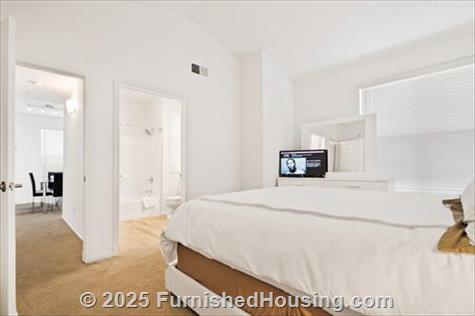 The Hamptons in Cupertino - Low-Rise - 19500 Pruneridge Avenue, Cupertino, CA  95014 - LG - 6487860