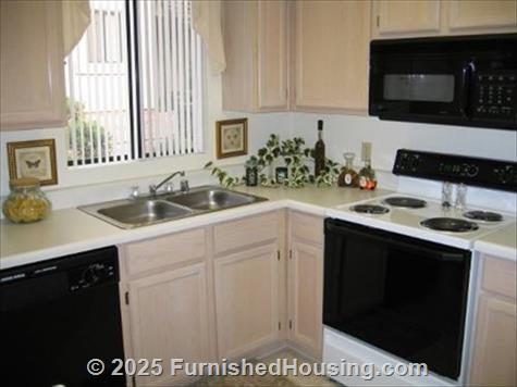 The Legend At Kierland - Garden-Apt - 6735 East Greenway Parkway, Scottsdale, AZ  85254 - LG - 87868