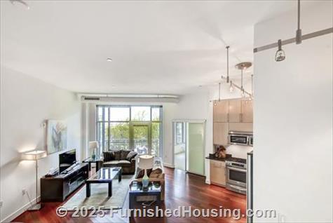 The Lofts at Park Crest - Low-Rise - 8210 Crestwood Heights Drive, McLean, VA  22102 - LG - 4676601