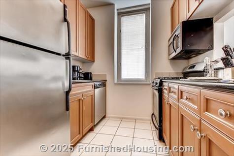 The Pearl - Hi-Rise - 400 East 66th Street, New York, NY  10065 - LG - 7568527