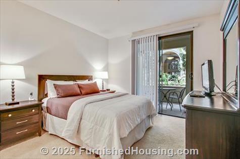 The Village - Garden-Apt - Spectrum, Irvine, CA  92618 - LG - 4749550