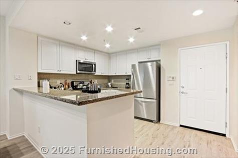 The Village - Garden-Apt - Spectrum, Irvine, CA  92618 - LG - 6130937