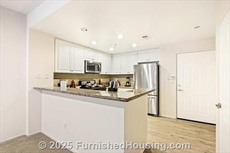 The Village - Garden-Apt - Spectrum, Irvine, CA  92618 - LG - 6130948