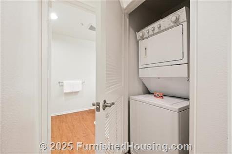 The Village - Garden-Apt - Spectrum, Irvine, CA  92618 - LG - 6514218