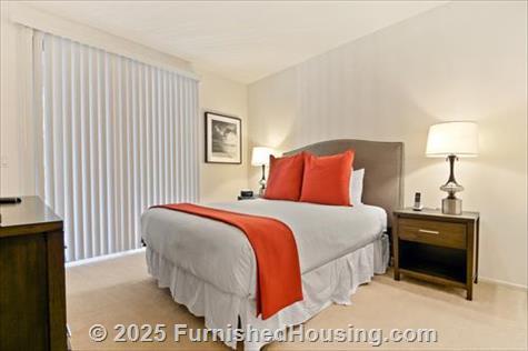 The Village - Garden-Apt - Spectrum, Irvine, CA  92618 - LG - 6514221