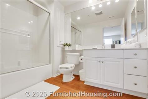 The Village - Garden-Apt - Spectrum, Irvine, CA  92618 - LG - 6514233
