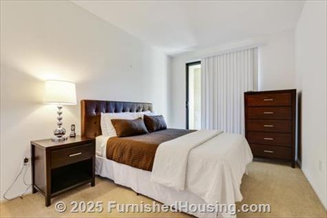 The Village - Garden-Apt - Spectrum, Irvine, CA  92618 - LG - 6514234