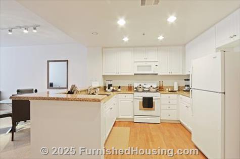The Village - Garden-Apt - Spectrum, Irvine, CA  92618 - LG - 6638672
