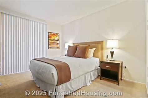 The Village - Garden-Apt - Spectrum, Irvine, CA  92618 - LG - 6644242
