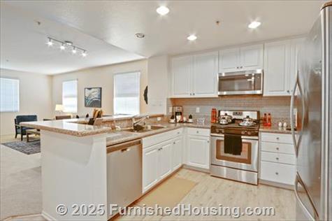 The Village - Garden-Apt - Spectrum, Irvine, CA  92618 - LG - 6644250