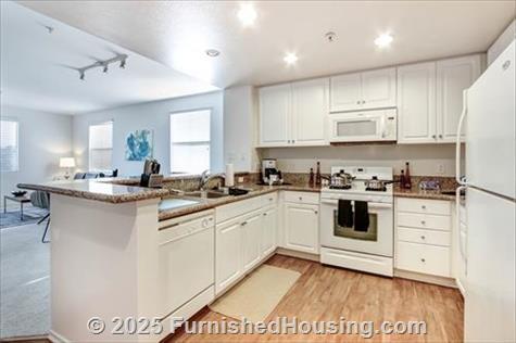 The Village - Garden-Apt - Spectrum, Irvine, CA  92618 - LG - 8015397