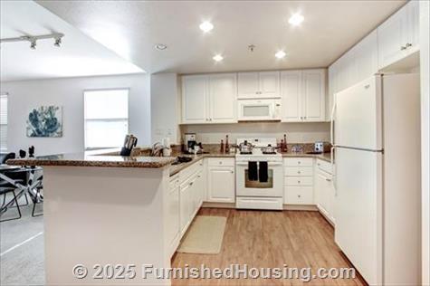 The Village - Garden-Apt - Spectrum, Irvine, CA  92618 - LG - 8015398