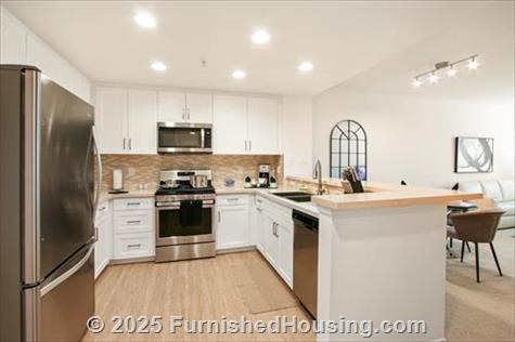 The Village - Garden-Apt - Spectrum, Irvine, CA  92618 - LG - 8128526