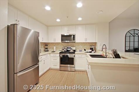 The Village - Garden-Apt - Spectrum, Irvine, CA  92618 - LG - 8166022