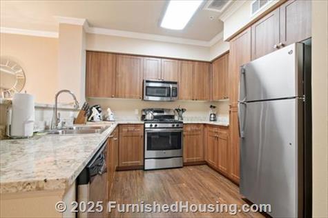 Verdant - Mid-Rise - 3700 Casa Verde Street, San Jose, CA  95134 - LG - 6112285