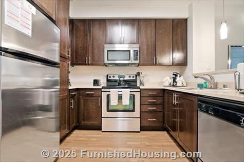 Via - Low-Rise - 675 Tasman Drive, Sunnyvale, CA  94089 - LG - 6494698