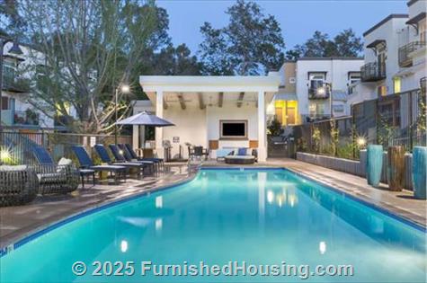 Vivere Los Gatos - Townhouse - 137 Rivera Dr., Los Gatos, CA  95032 - LG - 4927588