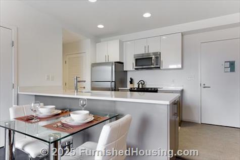 Watermark Kendall East - Hi-Rise - 250 Kendall Street, Cambridge, MA  02142 - LG - 5153728
