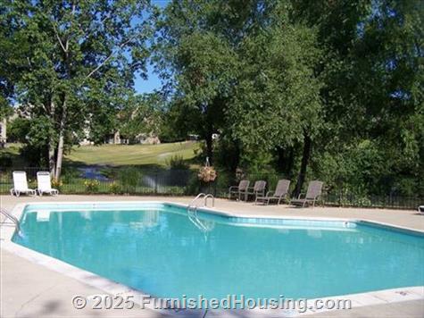 Woodland Creek - Garden-Apt - 3300 East Paris Ave SE, Kentwood, MI  49512 - LG - 1734331