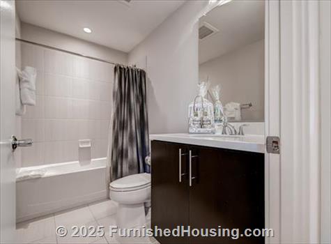 Woodward Building - Hi-Rise - 733 15th Street NW, Washington, DC  20005 - LG - 8039546